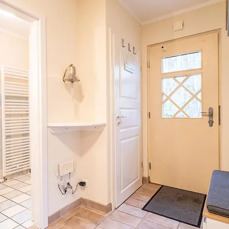 Ferienhaussiedlung Strandperlen Sanddornhof 6b * Wustrow (Fischland)